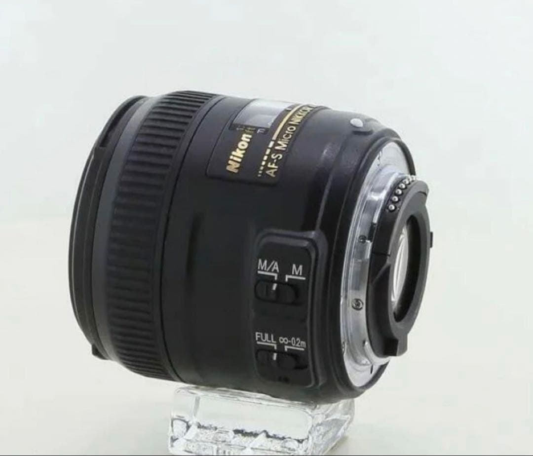 Nikon D3200 及びAF-S DX Micro 40mm F2.8G - メルカリ