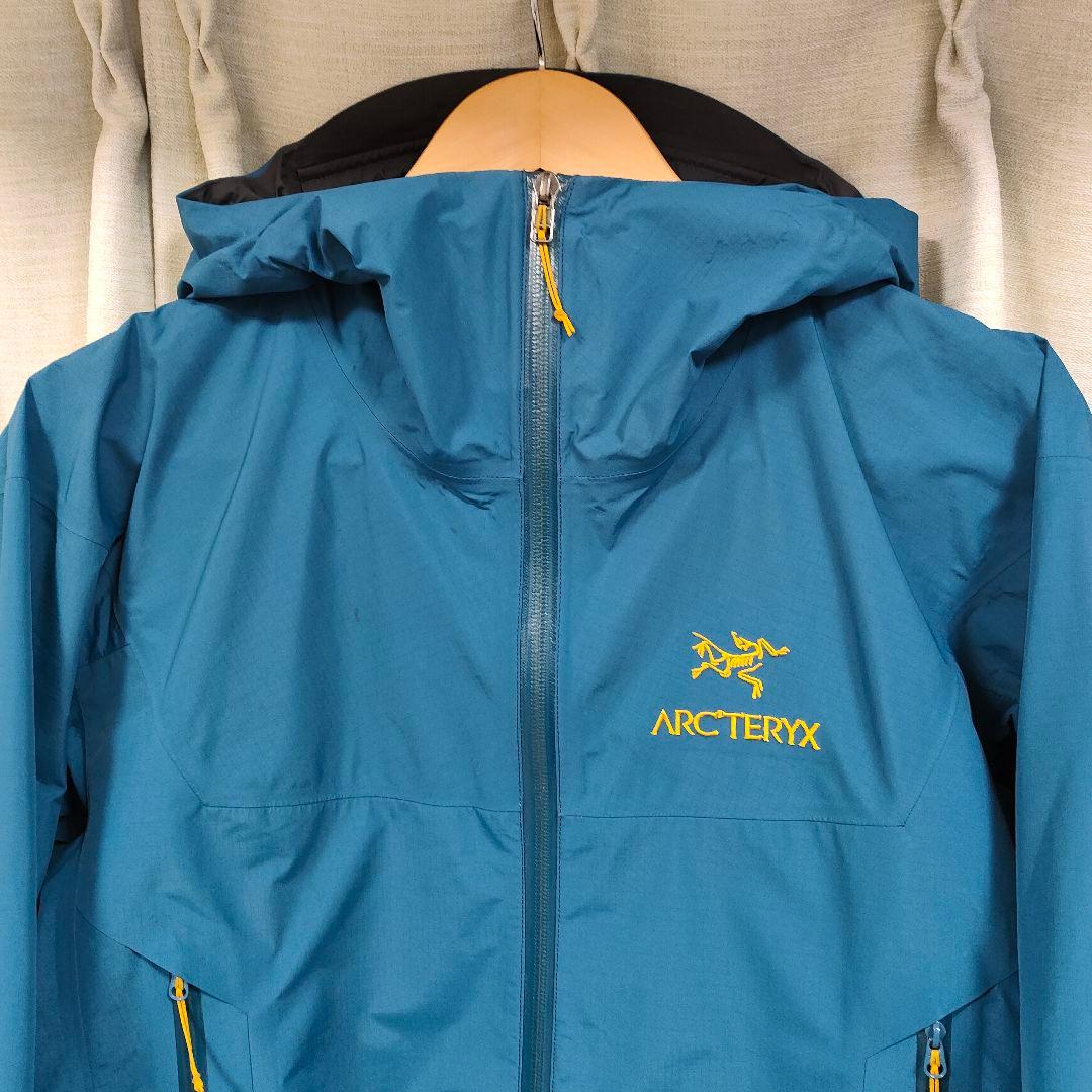 アークテリクス ベータSL レギオンブルー S 金刺繍 24K ネイビー