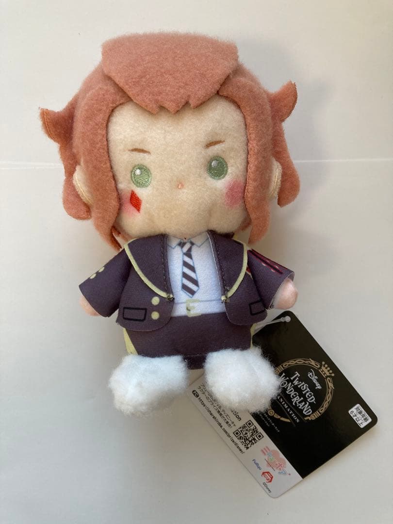 ディズニー ツイステッドワンダーランド ミルキーボア ぬいぐるみ
