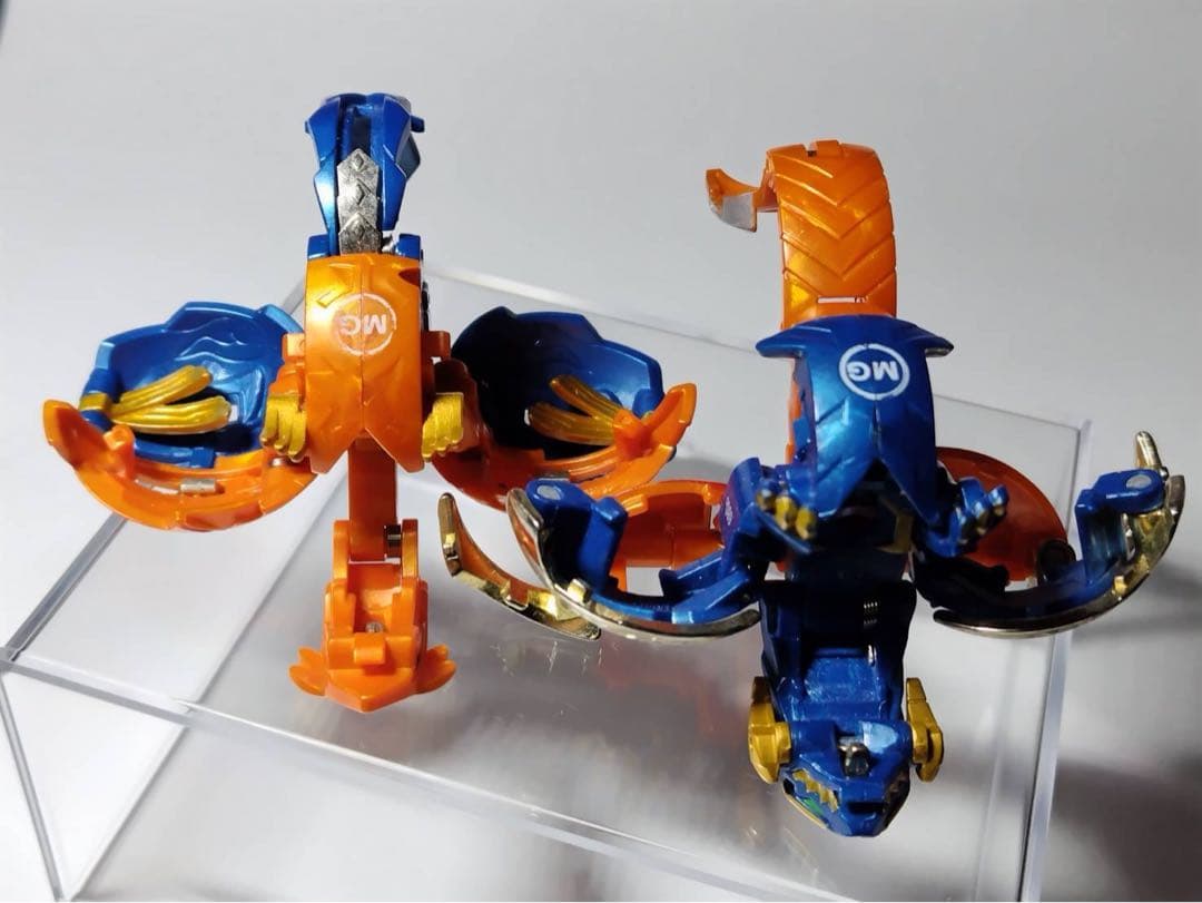 爆丸　轟ガリュウ　瞬ホロス　カード無　本体のみ　セット　中古