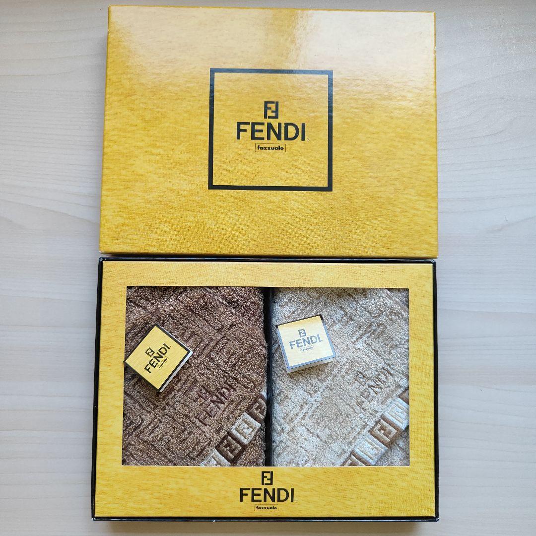 未使用 FENDI フェンディ タオルハンカチ 2枚 セット ズッカ ミニ