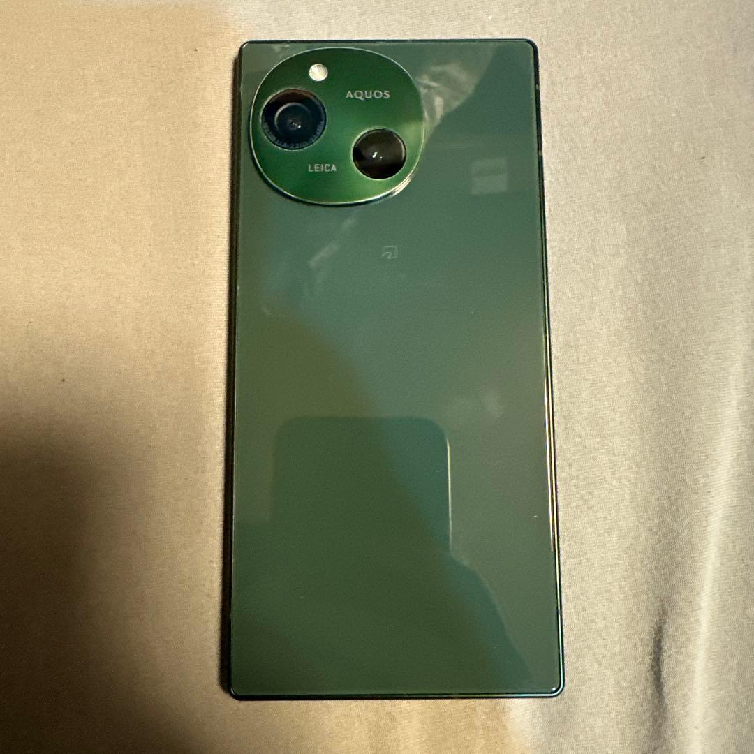 SHARP AQUOS R9 docomo SIMフリー グリーン 2 - メルカリ