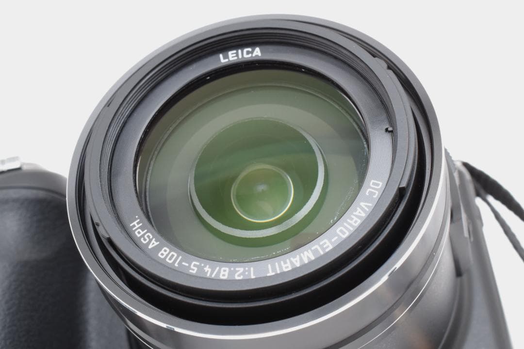 パナソニック　Panasonic LUMIX DMC-FZ200 《元箱付属》