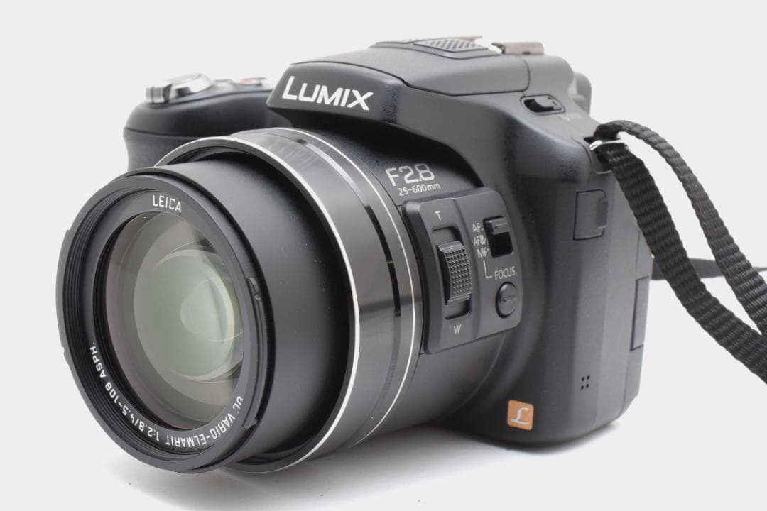 パナソニック　Panasonic LUMIX DMC-FZ200 《元箱付属》