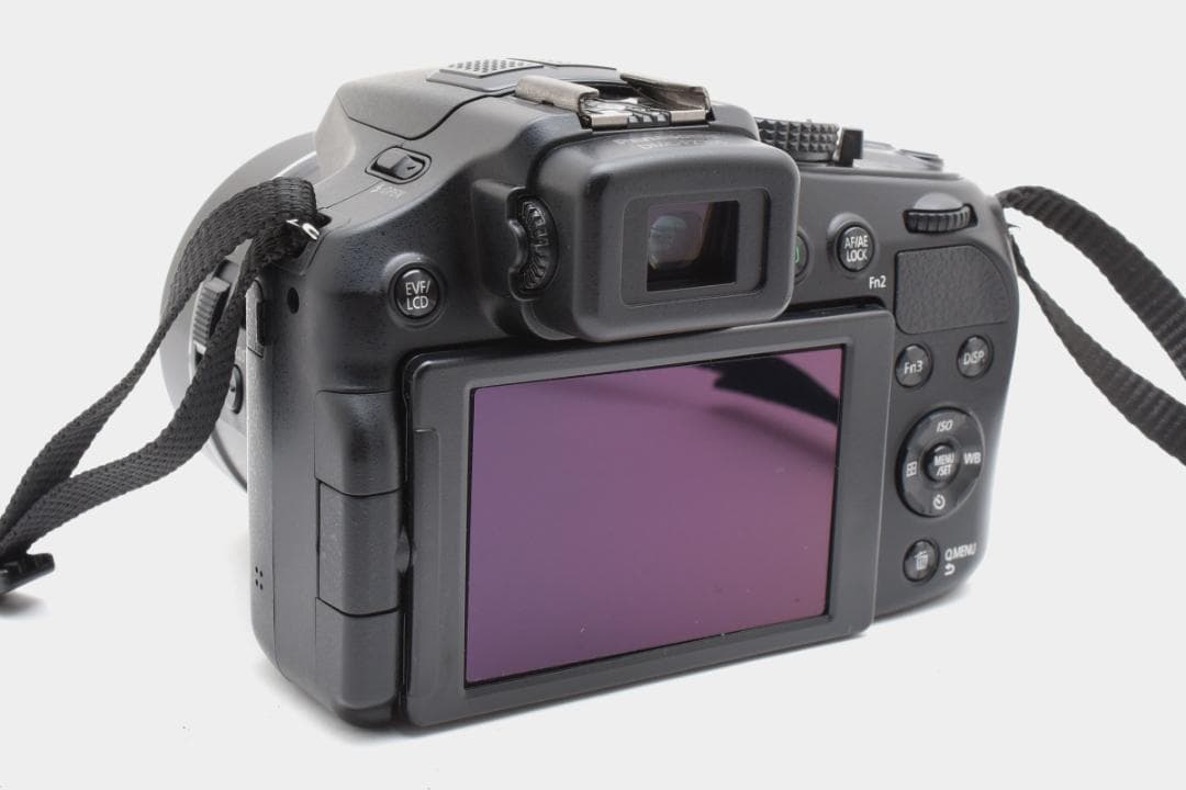 パナソニック　Panasonic LUMIX DMC-FZ200 《元箱付属》