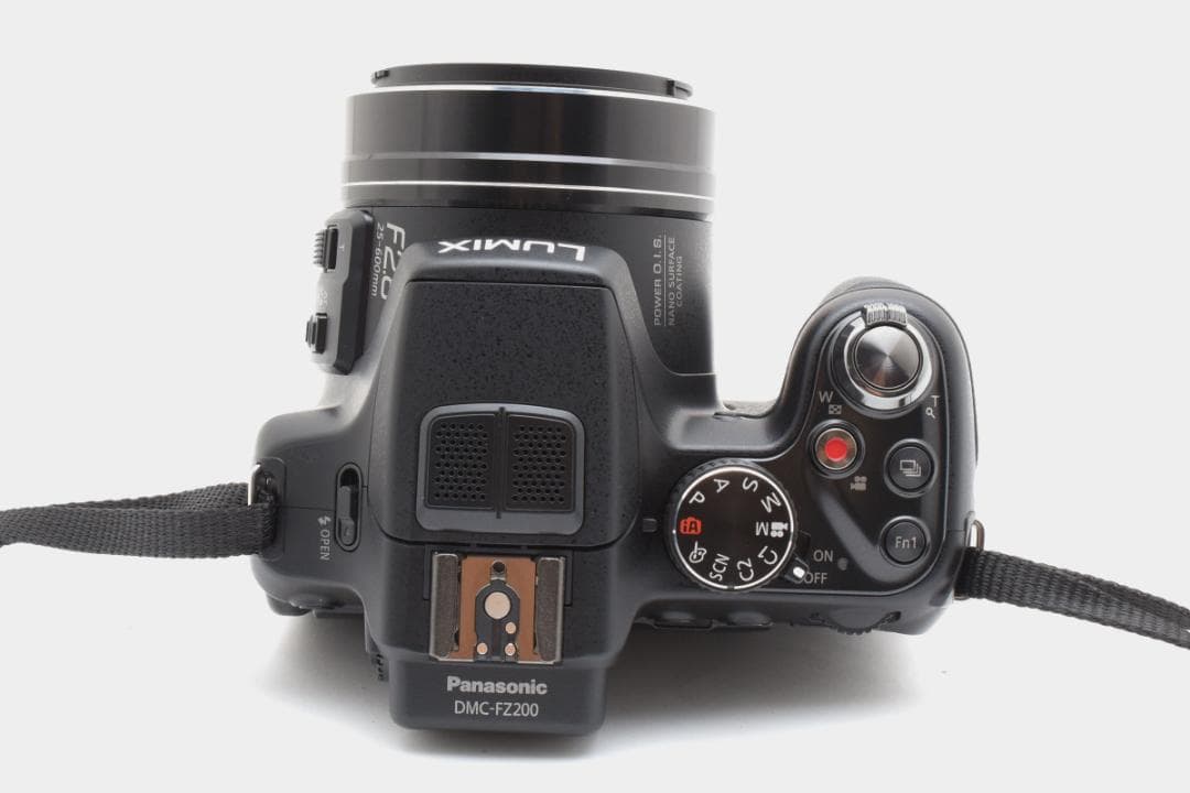 パナソニック　Panasonic LUMIX DMC-FZ200 《元箱付属》