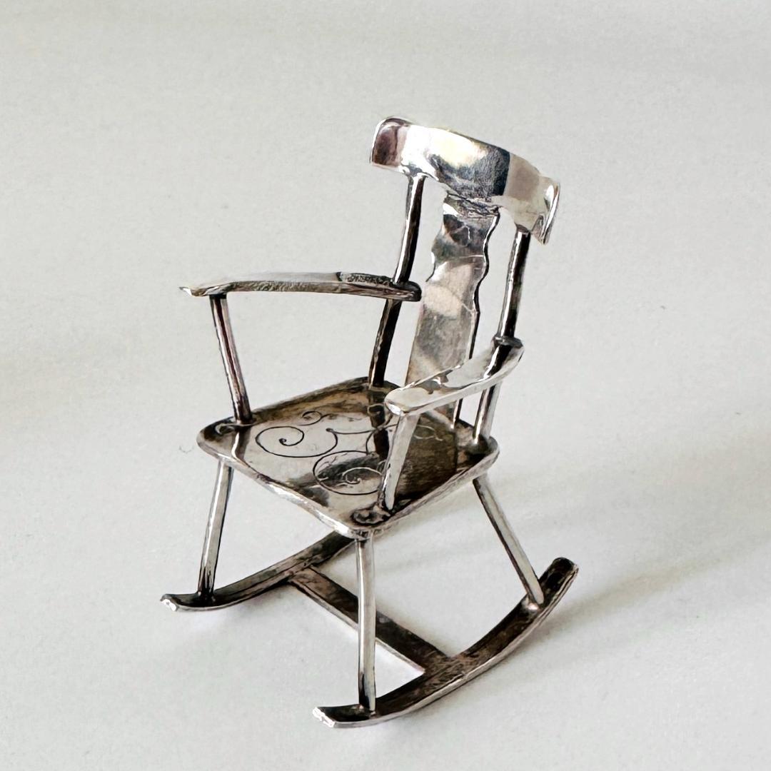 1977年★英国★アンティーク/純銀製/ミニチュア椅子/イギリス/925/ 英国アンティークシルバーミニチュア】【英国王戴冠式聖エドワード王の