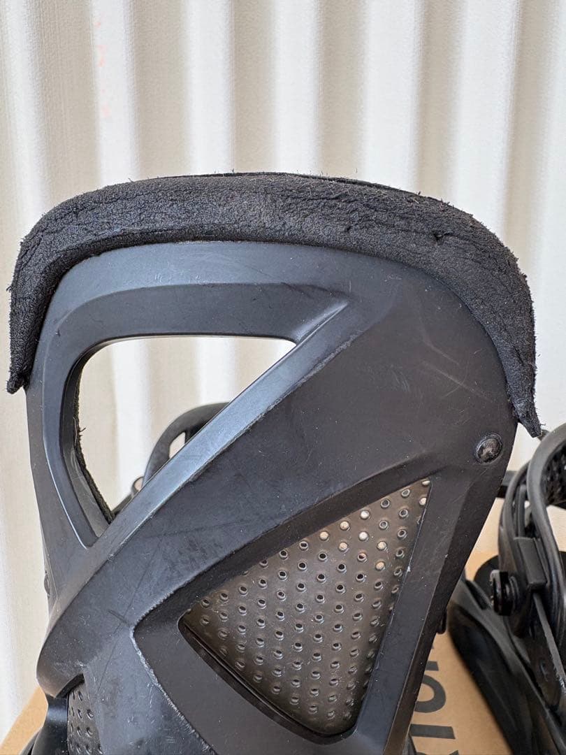 お値下①スノーボードセット ヨネックス【スリーク142cm】バートン