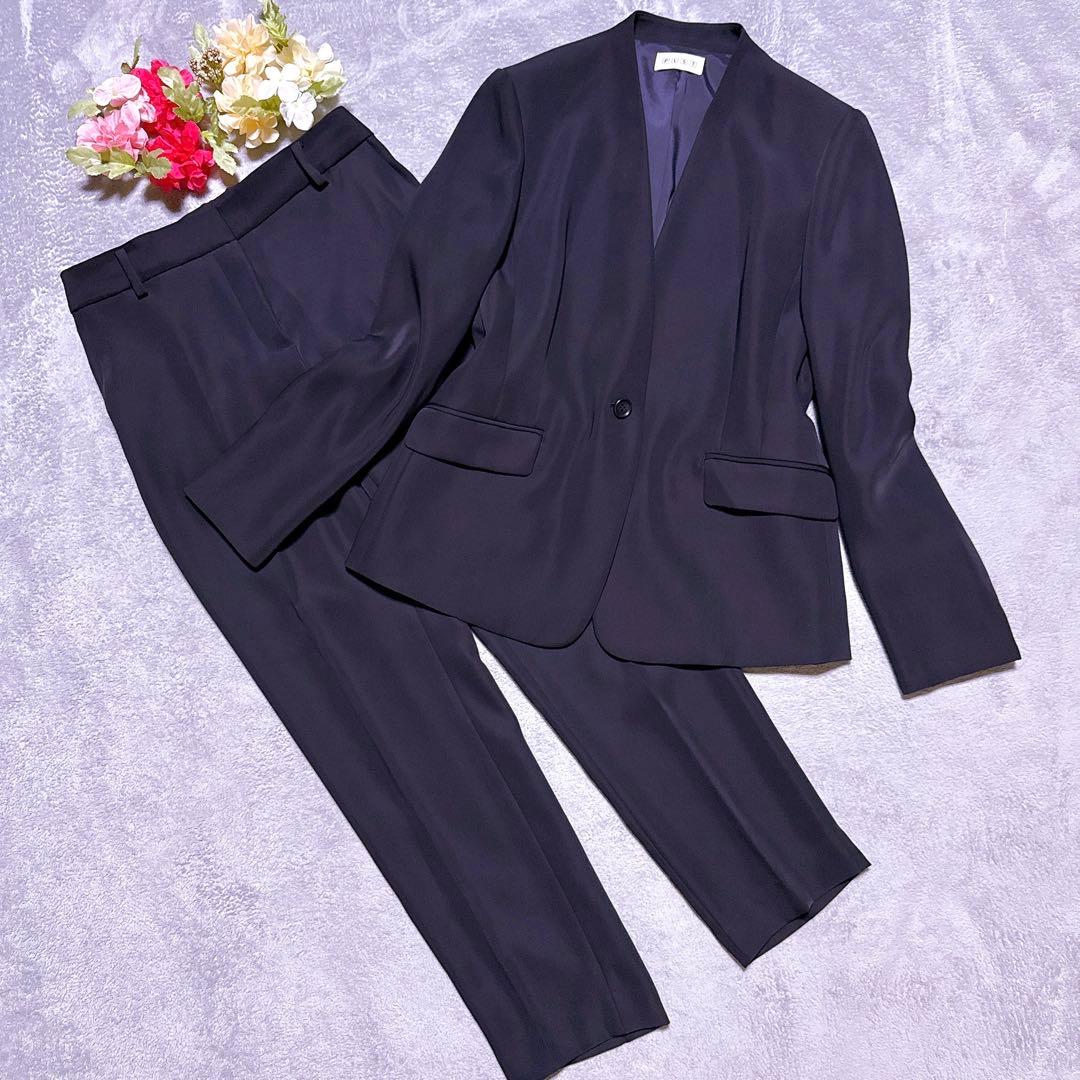 近年モデル【未使用】PLST パンツスーツ ノーカラー ウォッシャブル M PLST(プラステ)公式 | レディースのジャケット (ノーカラー)