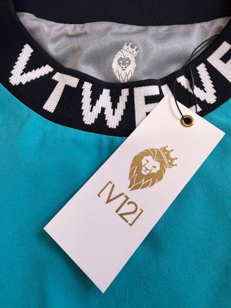 33,000【V12/XL】JACQUARDNECKSNEAD 長袖スニード