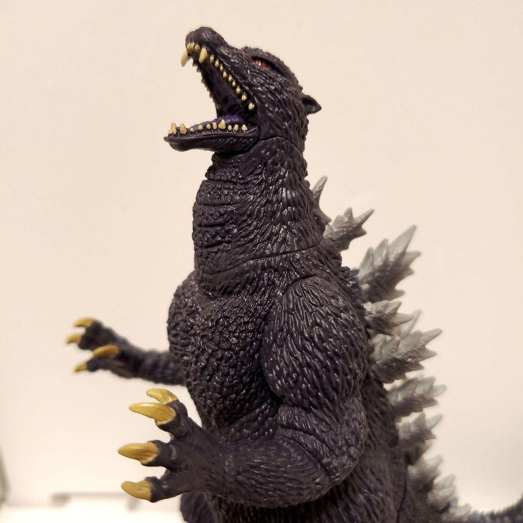 東宝怪獣シリーズ 怪獣咆哮撃 ゴジラ(2004) フィギュア - メルカリ