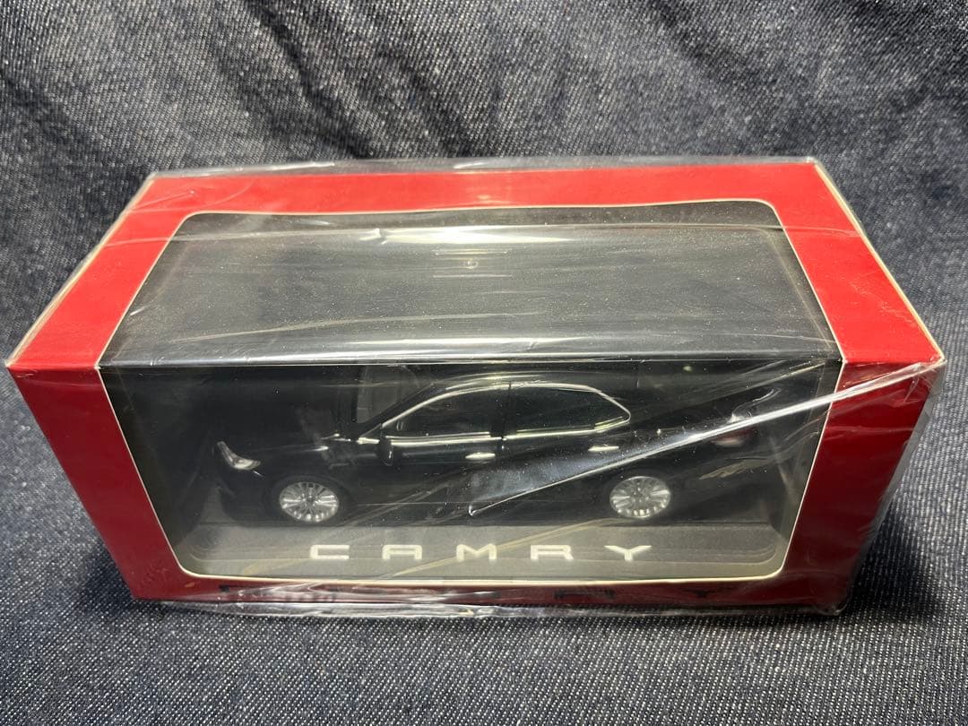 ［トヨタ］カムリミニカー（アティチュードブラックマイカ）