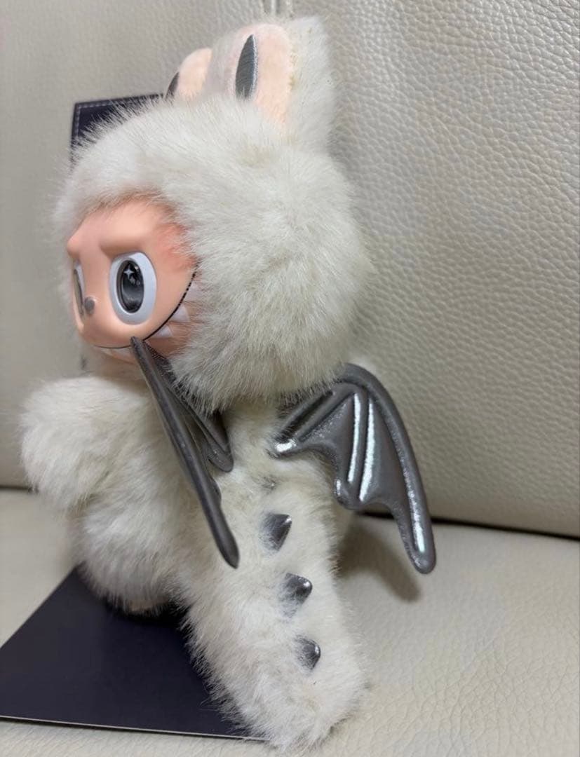 海外限定 ジモモ JIMOMO ラブブ labubu - メルカリ