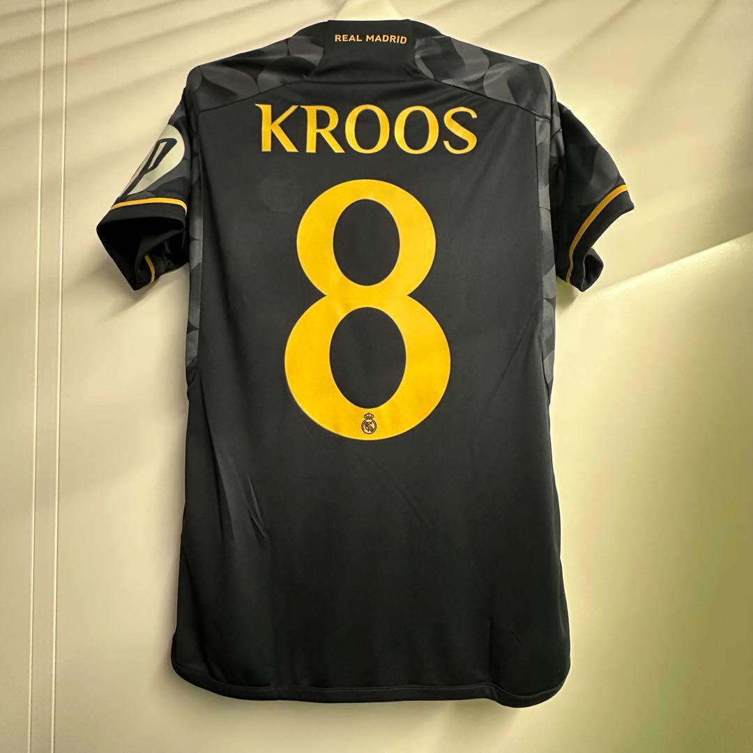 レアルマドリード クロース ユニフォーム - メルカリ