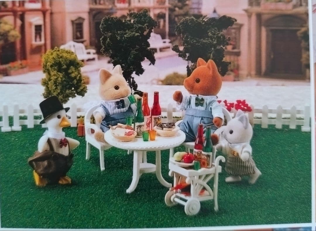 シルバニアファミリー/アーバンライフ ガーデンテーブルセット - メルカリ