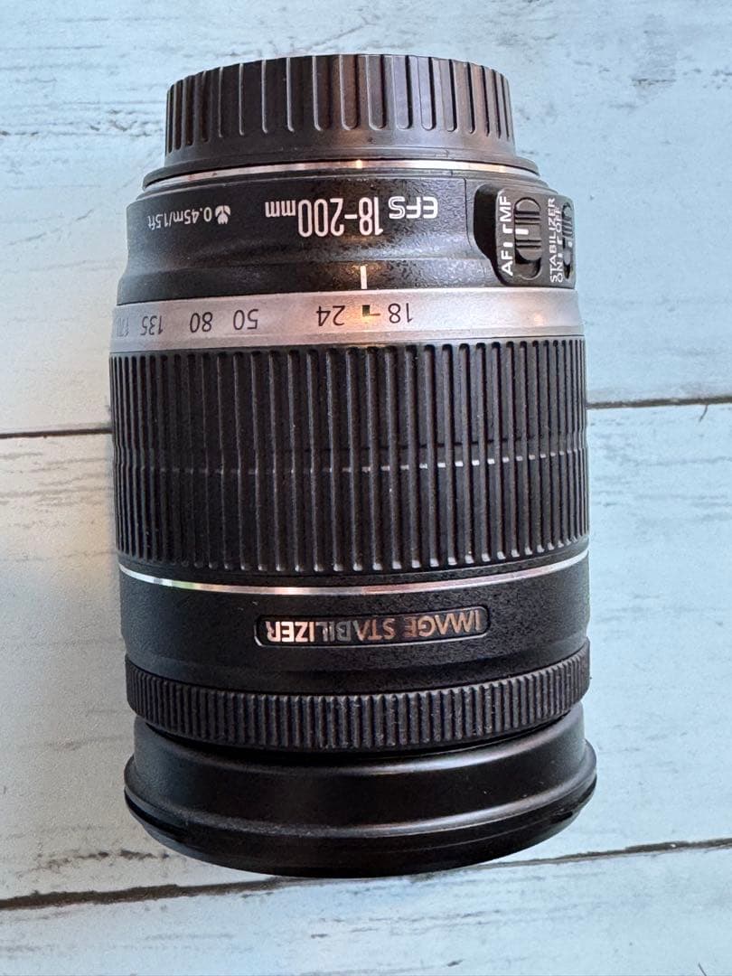 Canon EF-S 18-200mm f/3.5-5.6 IS 中古