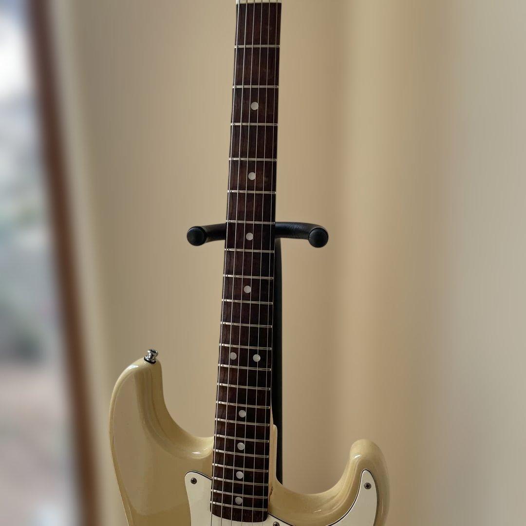 Tokai Stratocaster スキャロップ指板　SILVER STAR