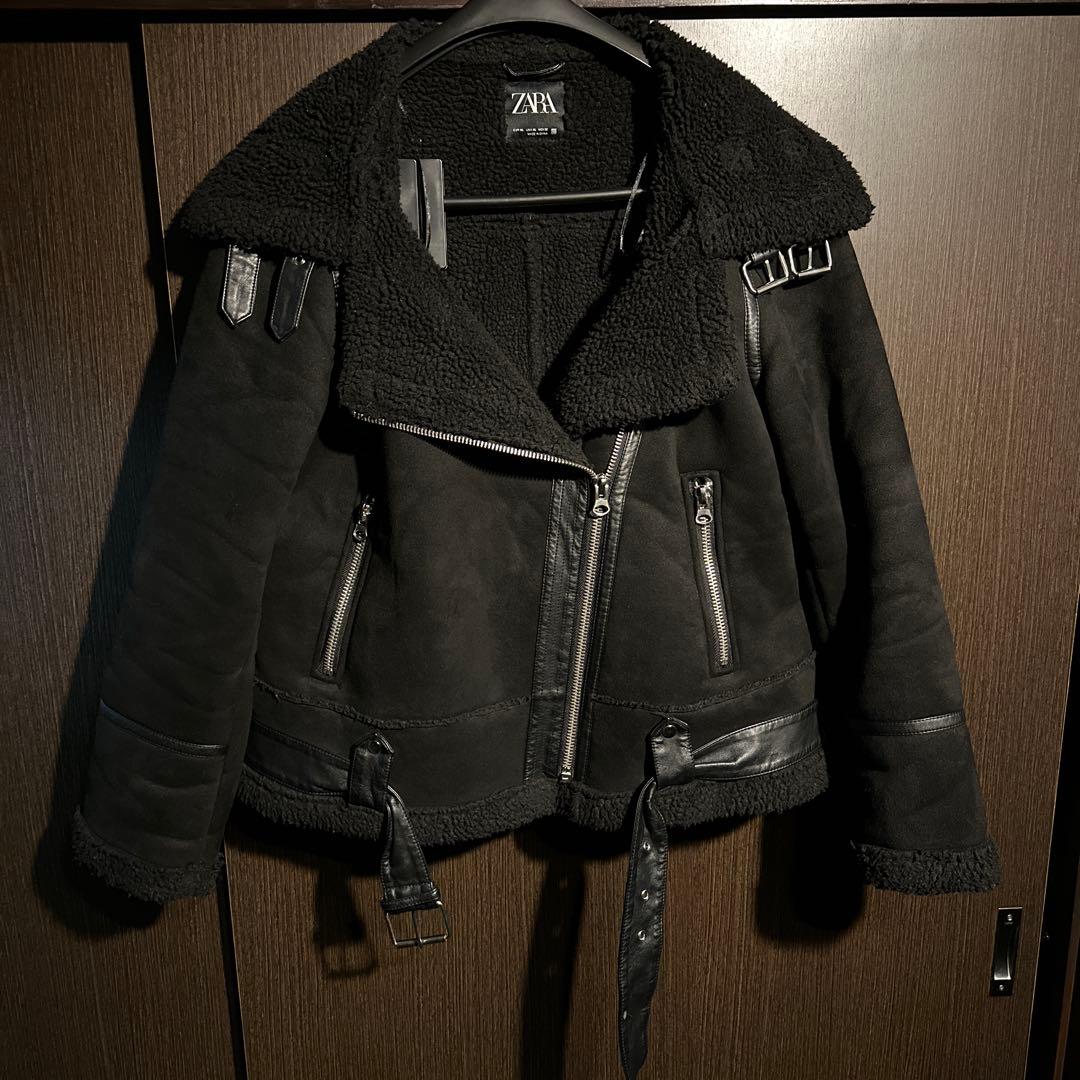 ZARA フェイクムートン ダブルライダース ジャケット ブラック - メルカリ
