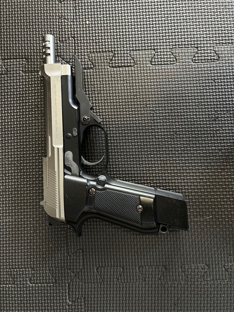 エアガン　東京マルイ　M93R