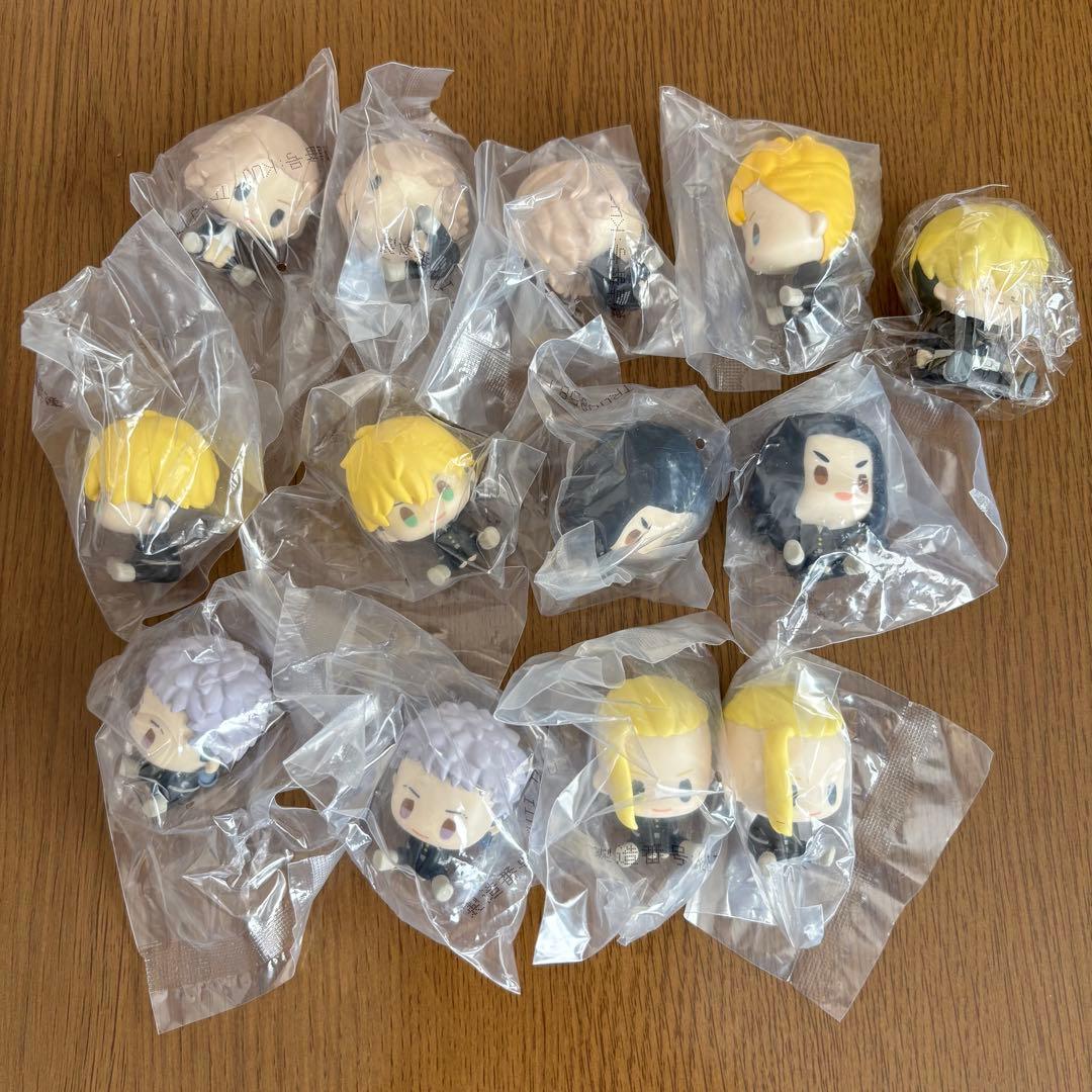 東京リベンジャーズ　一番くじ　アクスタ　缶バッジ　他　大量　まとめ売り