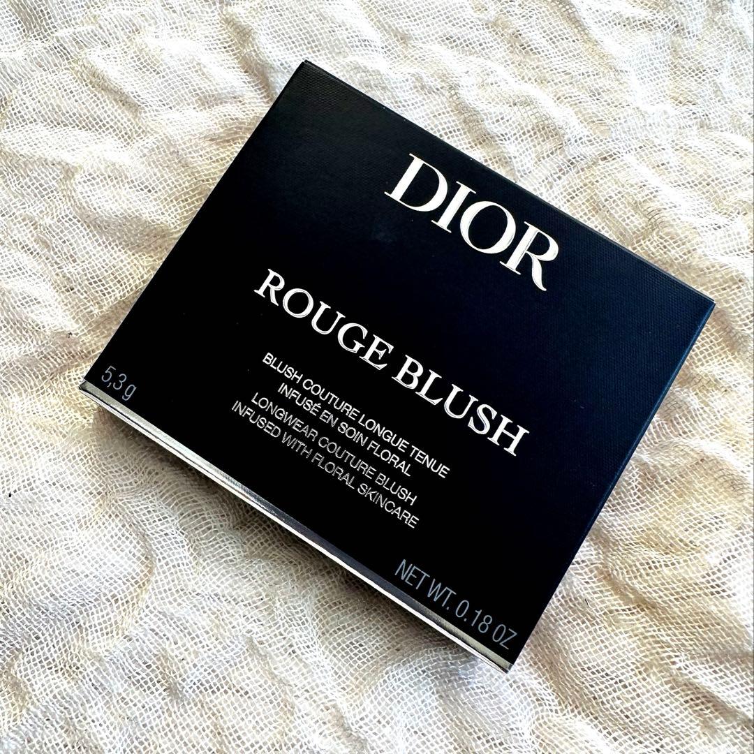 DIOR ディオールスキン ルージュ ブラッシュ 限定 748 - メルカリ