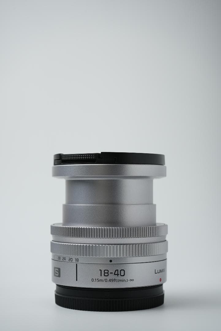 【ほぼ新品】パナソニック LUMIX S 18-40mm F4.5-6.3