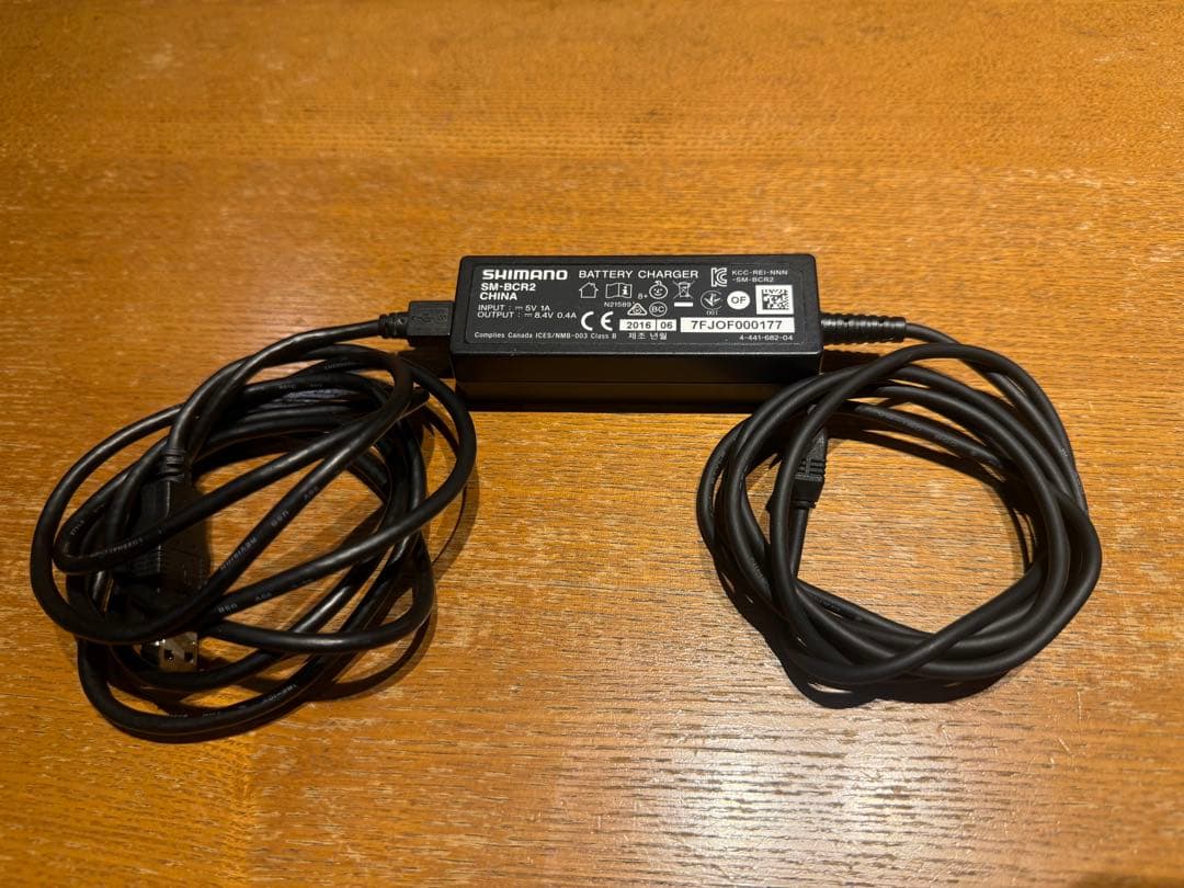 シマノ di2 充電器 SM-BCR2 - メルカリ