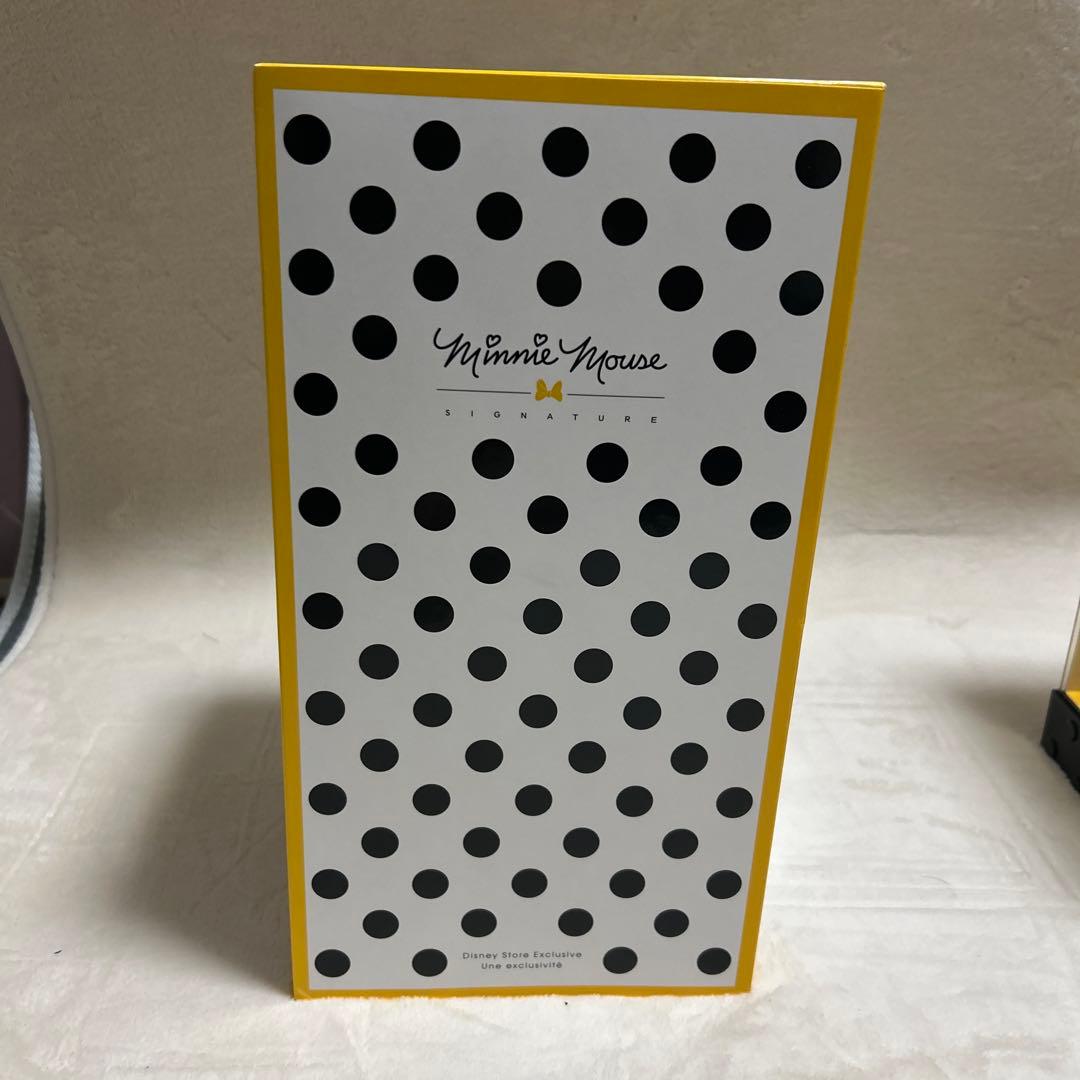 ミニーマウス　シグネチャードール　4000体限定品