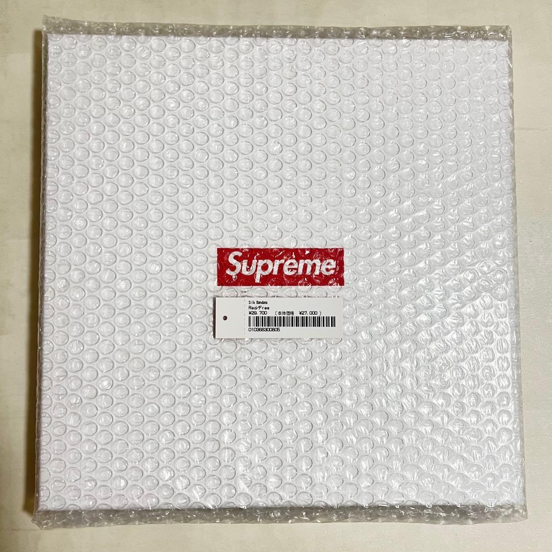 SS25_week12 】Supreme Silk Bandana（Navy） - メルカリ