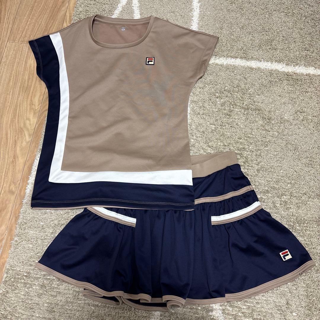 FILA セットアップ　Mサイズ ベージュ/ネイビー FILA テニスウェア 上下セットアップ Mサイズ 美品 紺ベージュ｜Yahoo