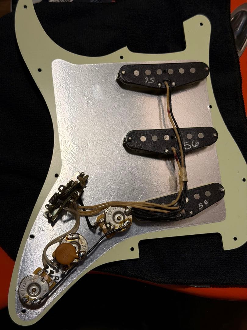 Fender Japan 1990年製ネック ストラトキャスター ラッカーボディ