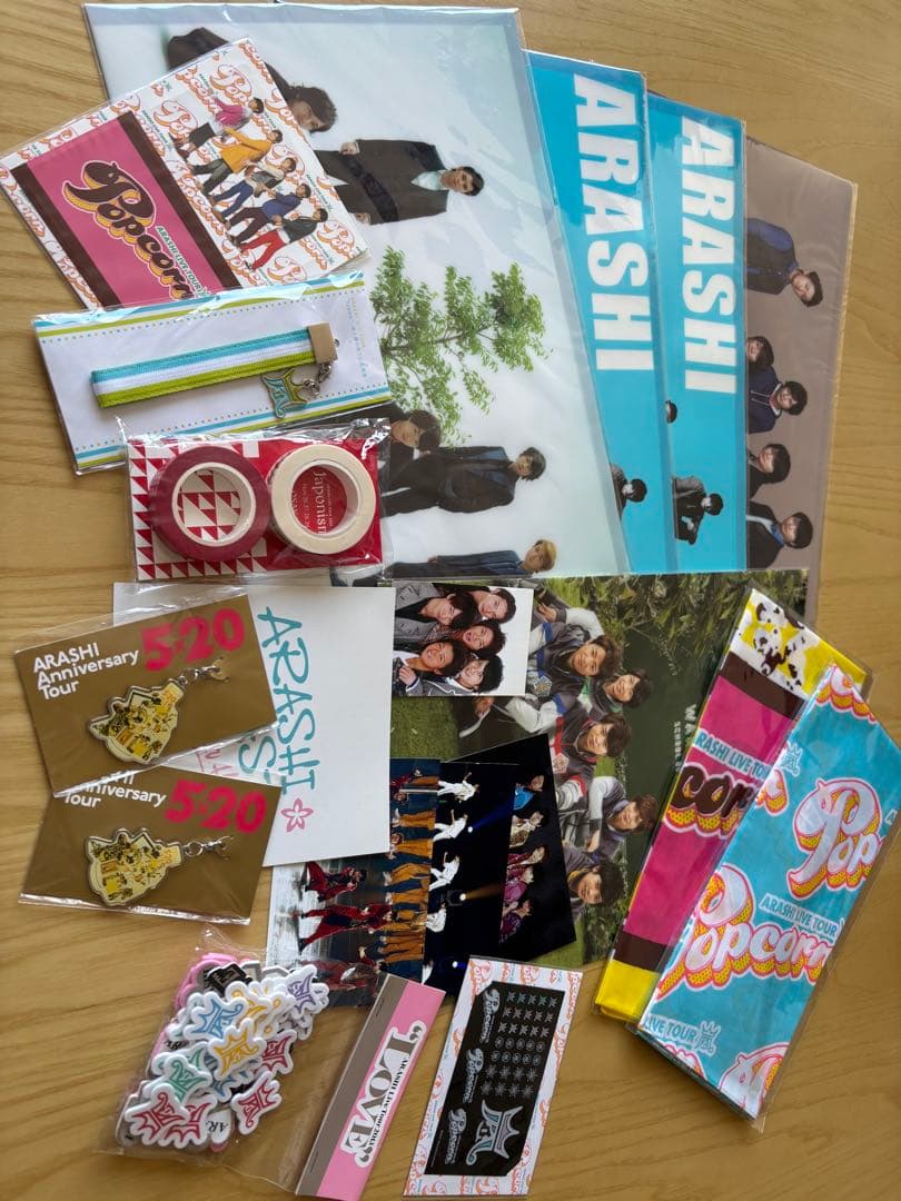 ARASHI メンバー全員グッズのセット - メルカリ