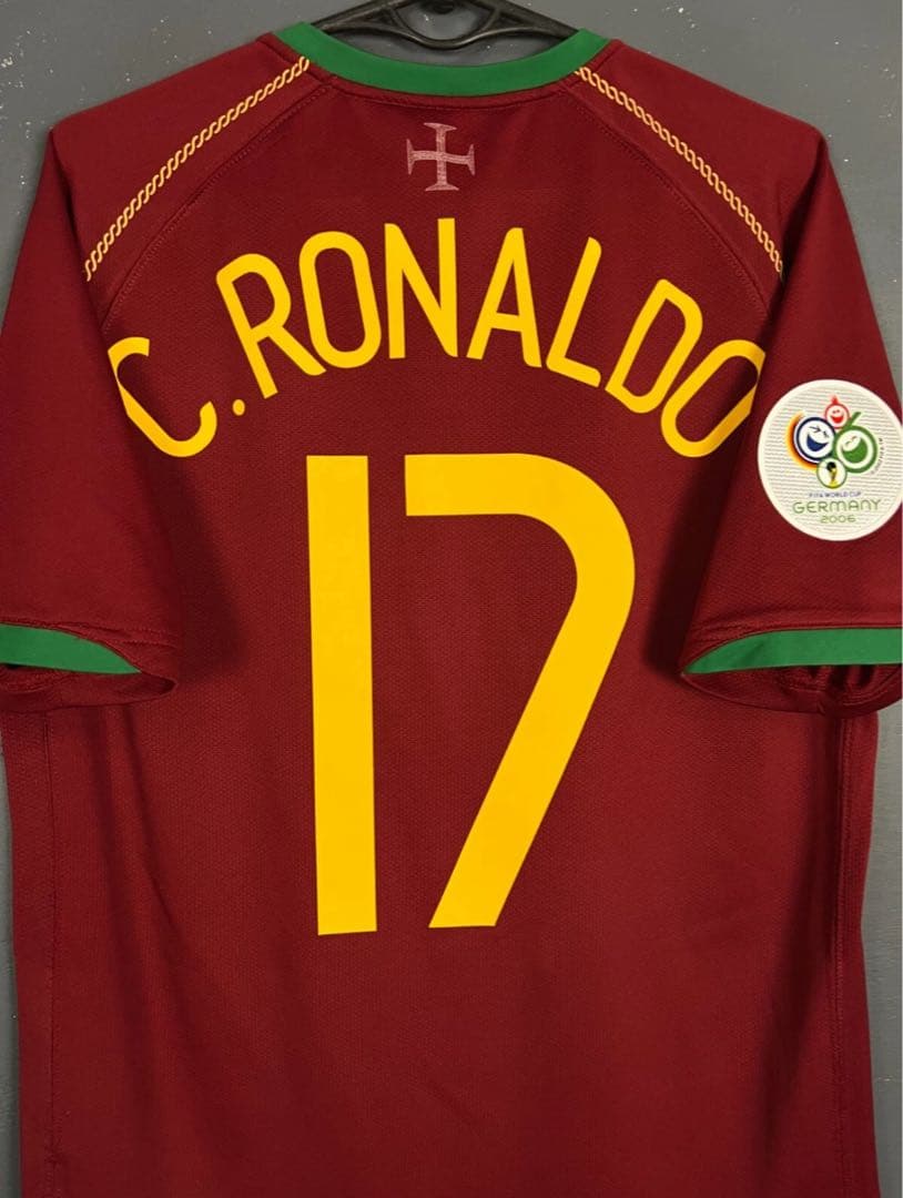2006ポルトガル代表ユニフォーム C.ロナウド 17 - メルカリ