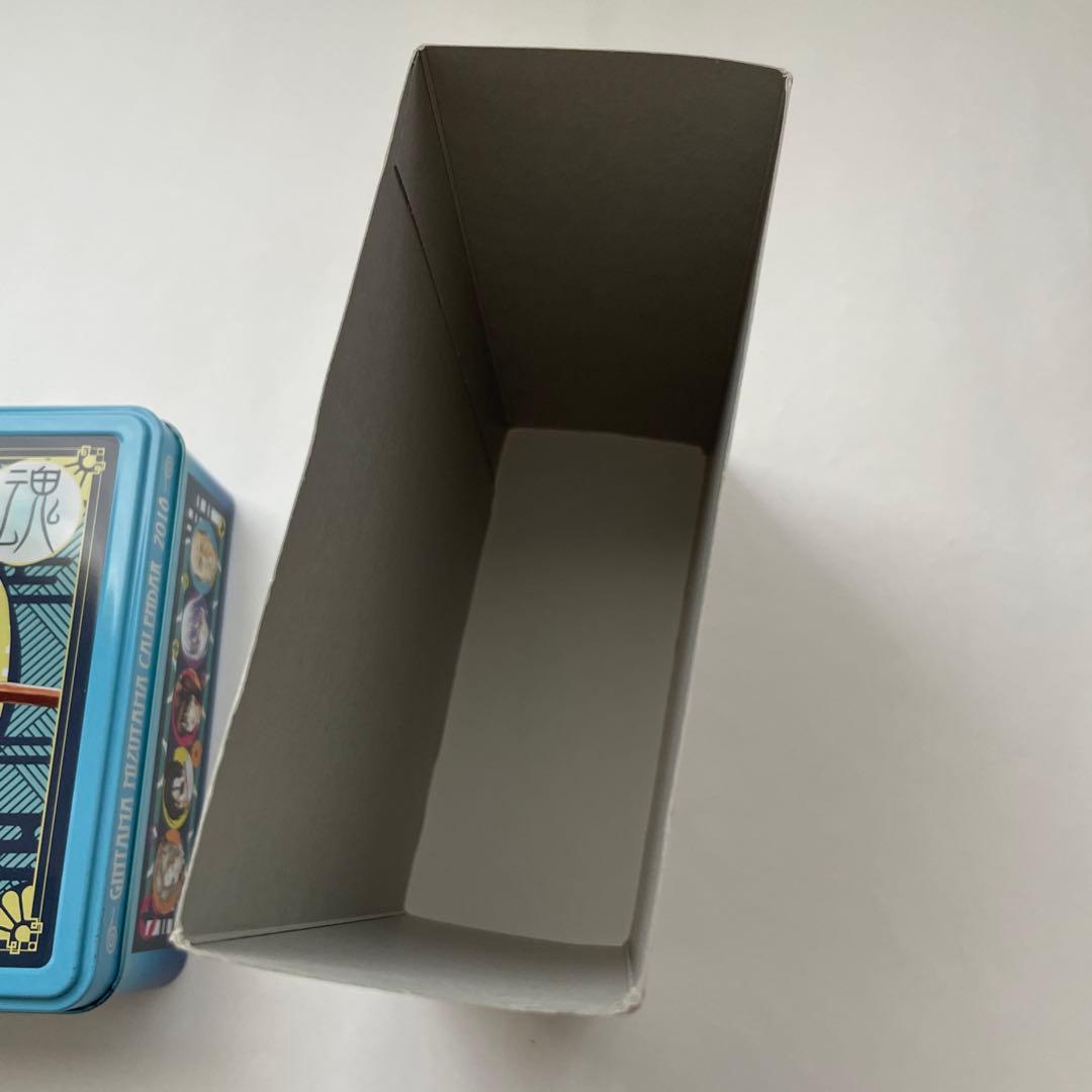 レア【使用済】銀魂　2018 缶入り日めくり　コミックカレンダー 水魂カレンダー