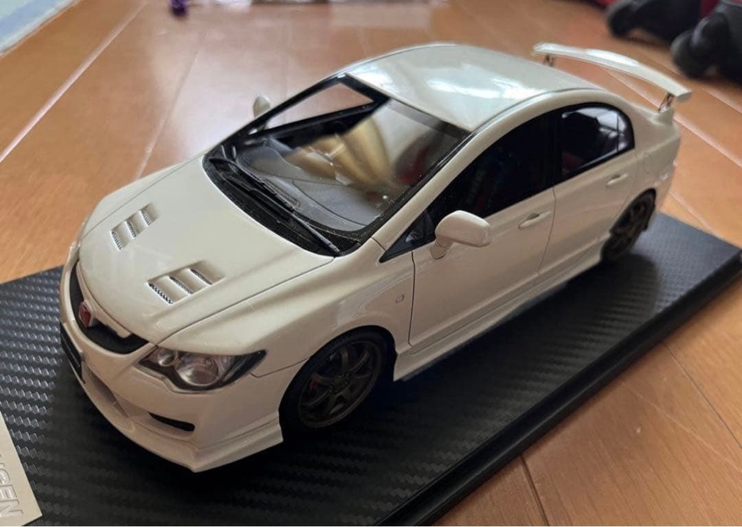 ホンダ シビックタイプR FD2 1/18 ワンモデル onemodel