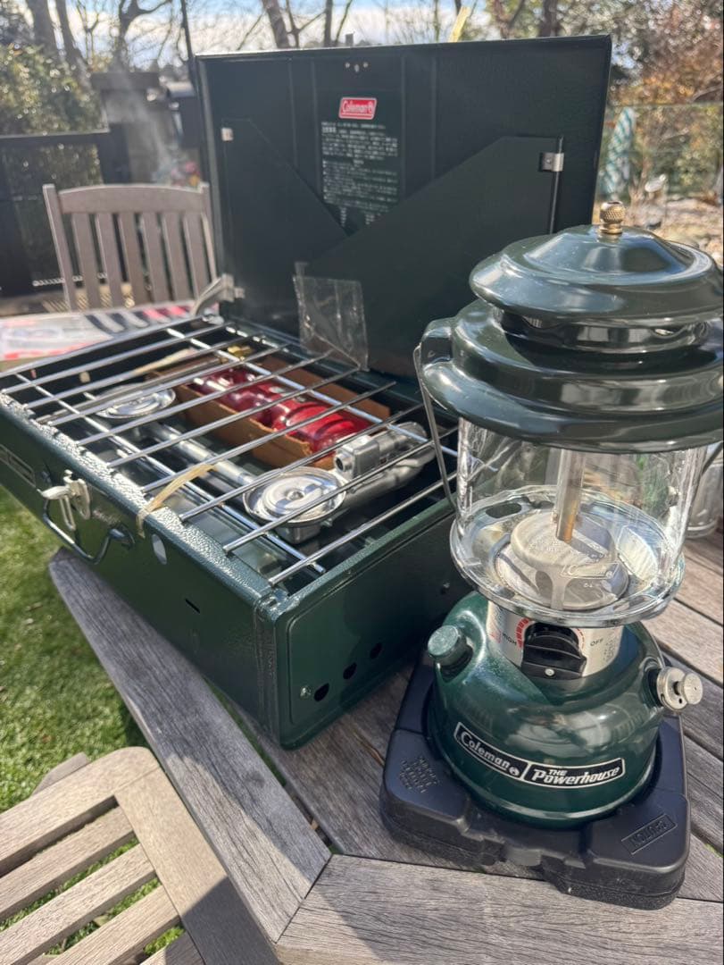 コンロ未使用 Coleman ツーバーナーコンロ　ランタン89年製 セット Coleman（コールマン） ツーバーナーセット LPツーバーナーストーブ