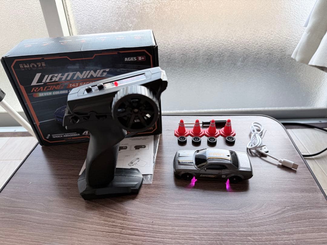 1:43スケールRCリモートコントロールカー、2.4G高速