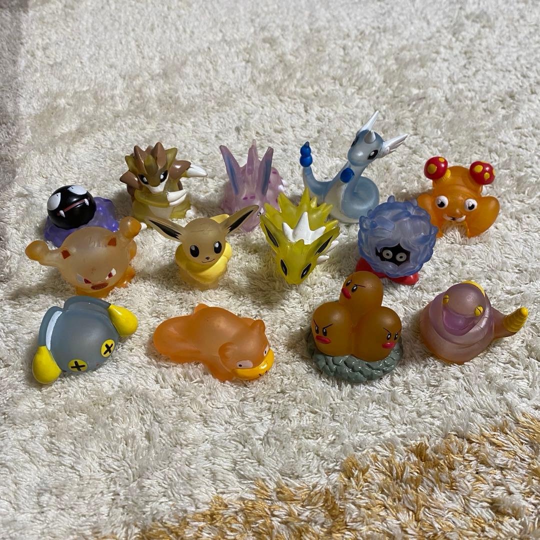 初期ポケモンゆび人形 約200体⭐︎クリアや人間キャラあり⭐︎大量