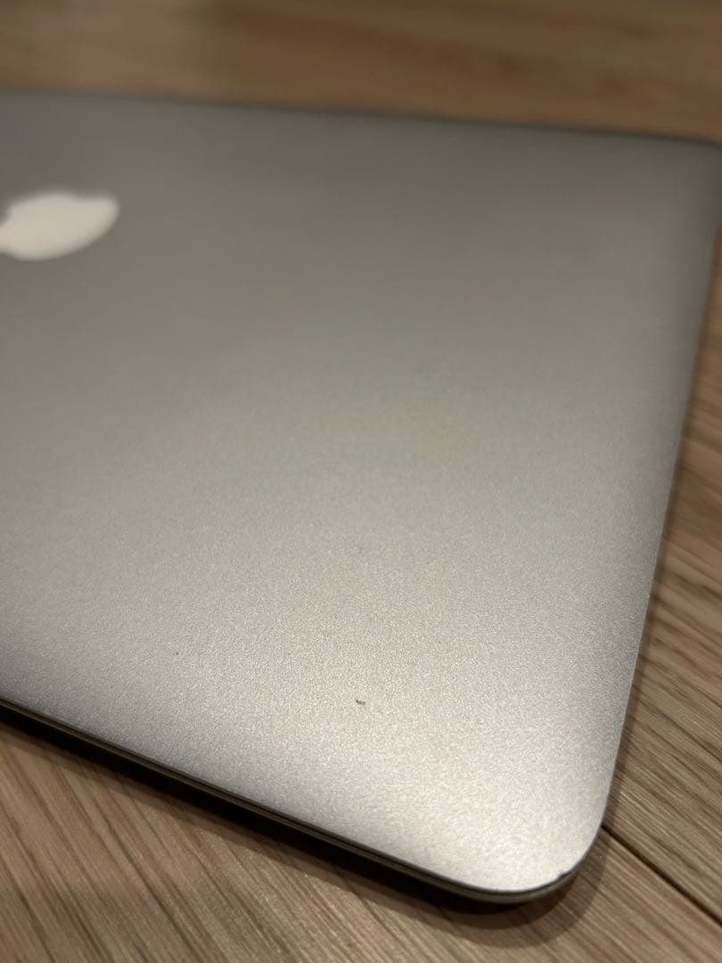 MacBook本体 Apple MacBook Air 1.7GHz i7 8GB