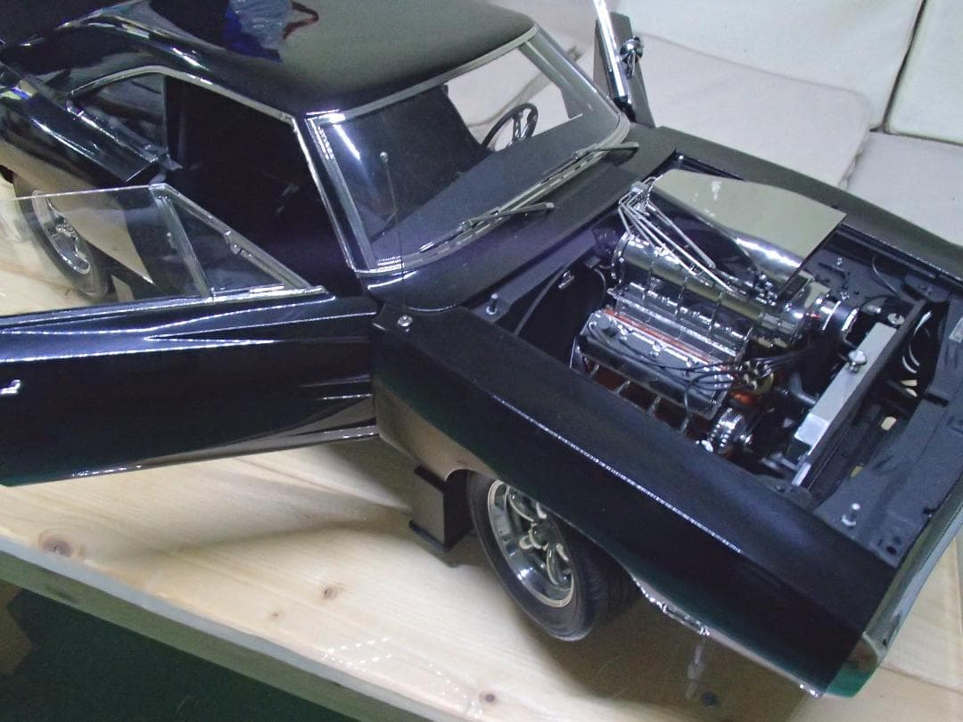 デアゴスティーニ　ダッジ・チャージャーR/T 完成品