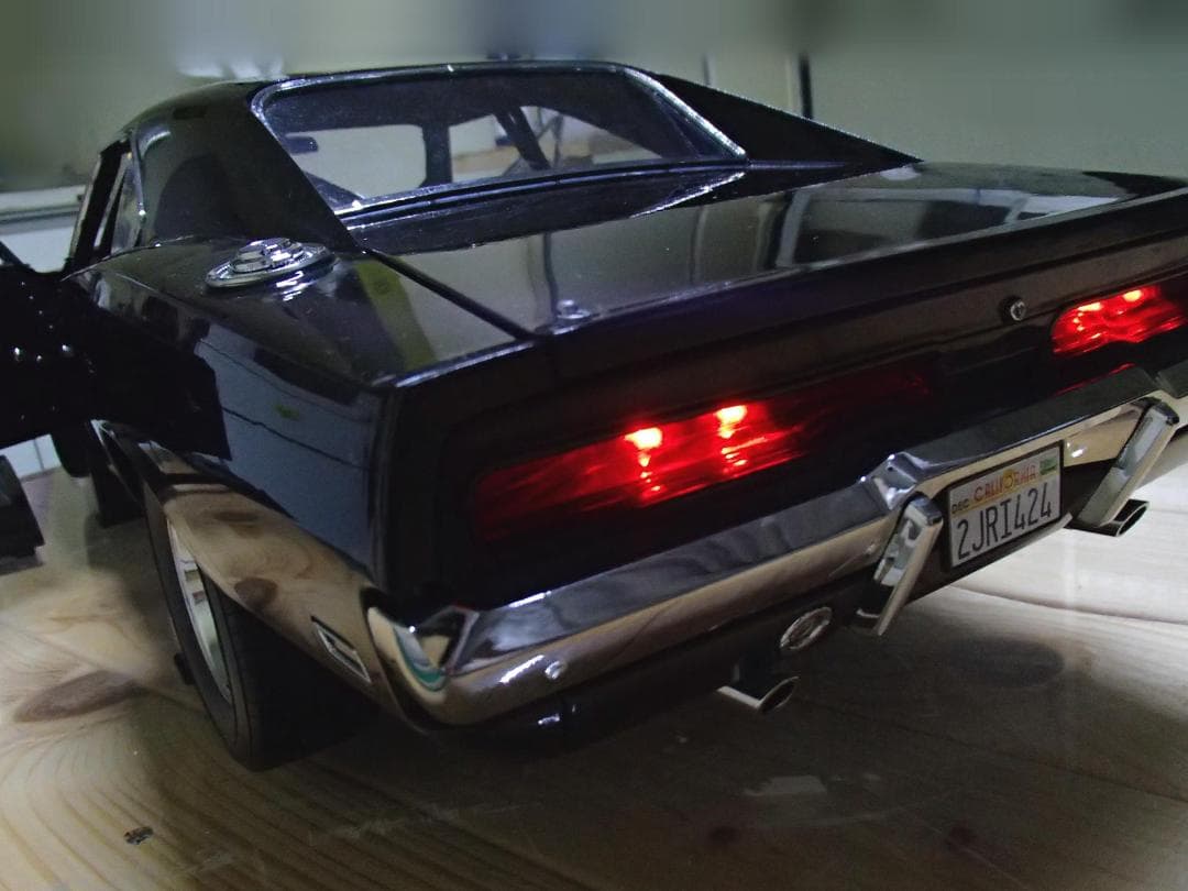 デアゴスティーニ　ダッジ・チャージャーR/T 完成品