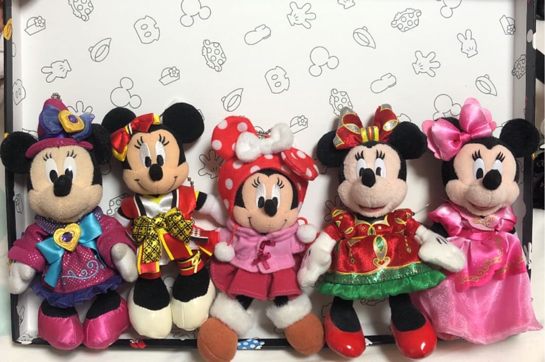 ディズニー　ミニー　ぬいぐるみバッジ　2