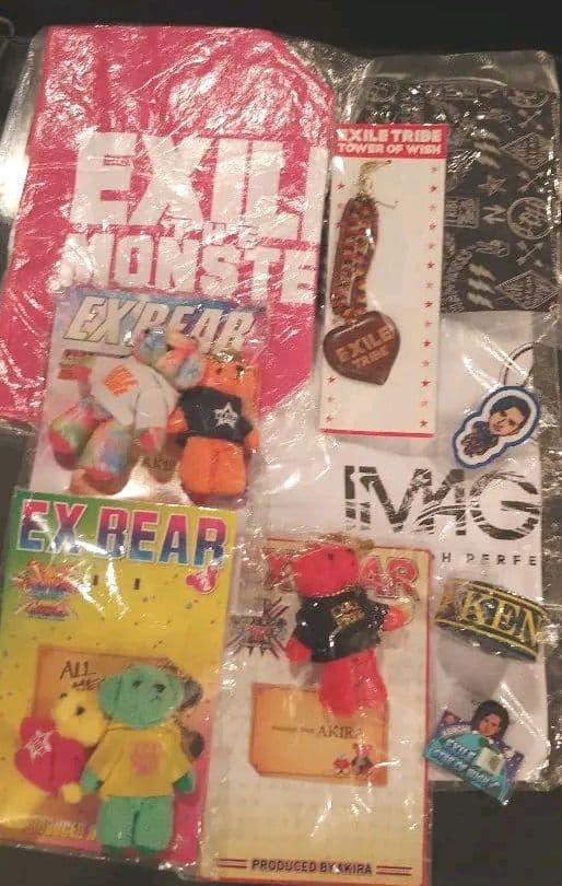EXILE　まとめ売り　セット　おまけ付き　E-Girls　120点