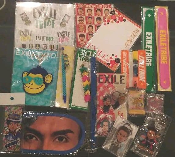 EXILE　まとめ売り　セット　おまけ付き　E-Girls　120点