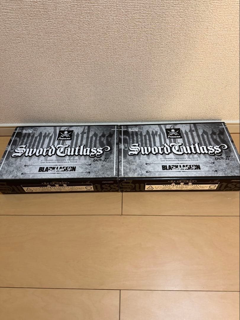 極美品未使用品)KSC ブラックラグーン ソードカトラス - メルカリ