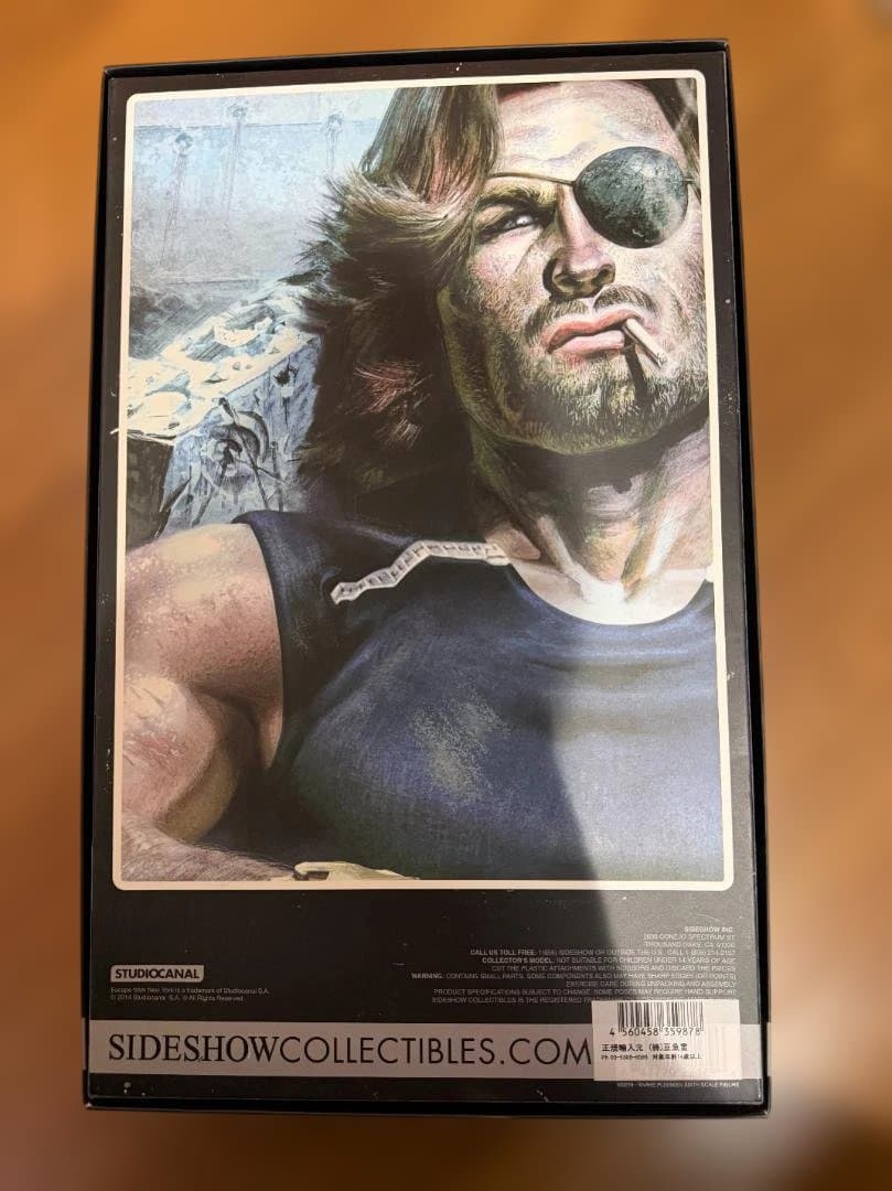 ESCAPE FROM NEW YORK シックススケール フィギュア