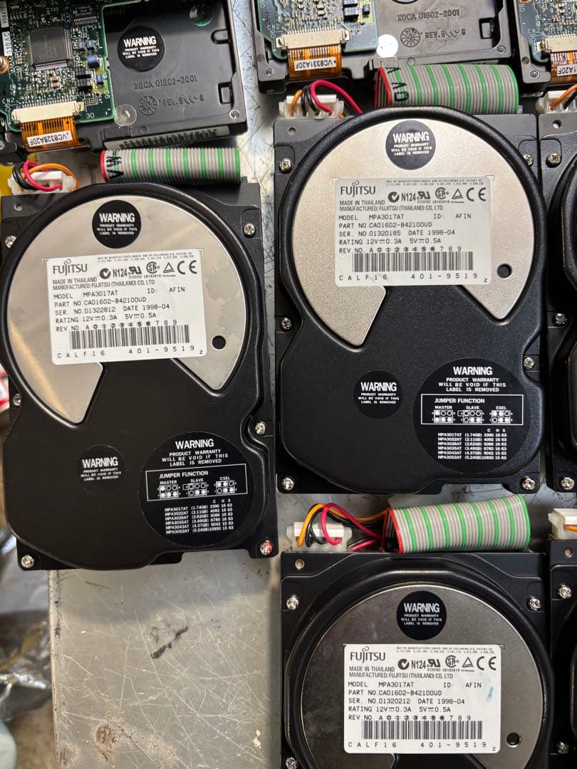 M57。ハードドライブ 富士通 MPA3017AT 1.7GB 5400RPM