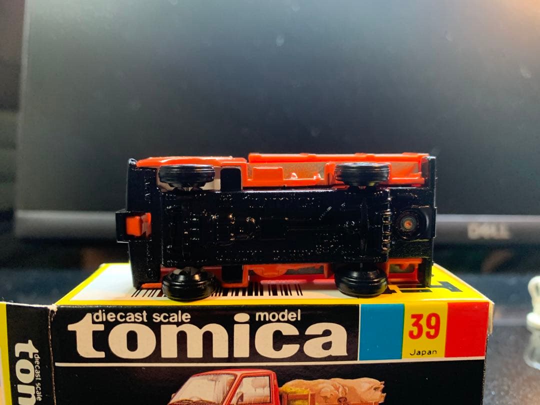 トミカ スズキ キャリイ 家畜運搬車 アルプス牧場 39-3-2 黒箱 日本製