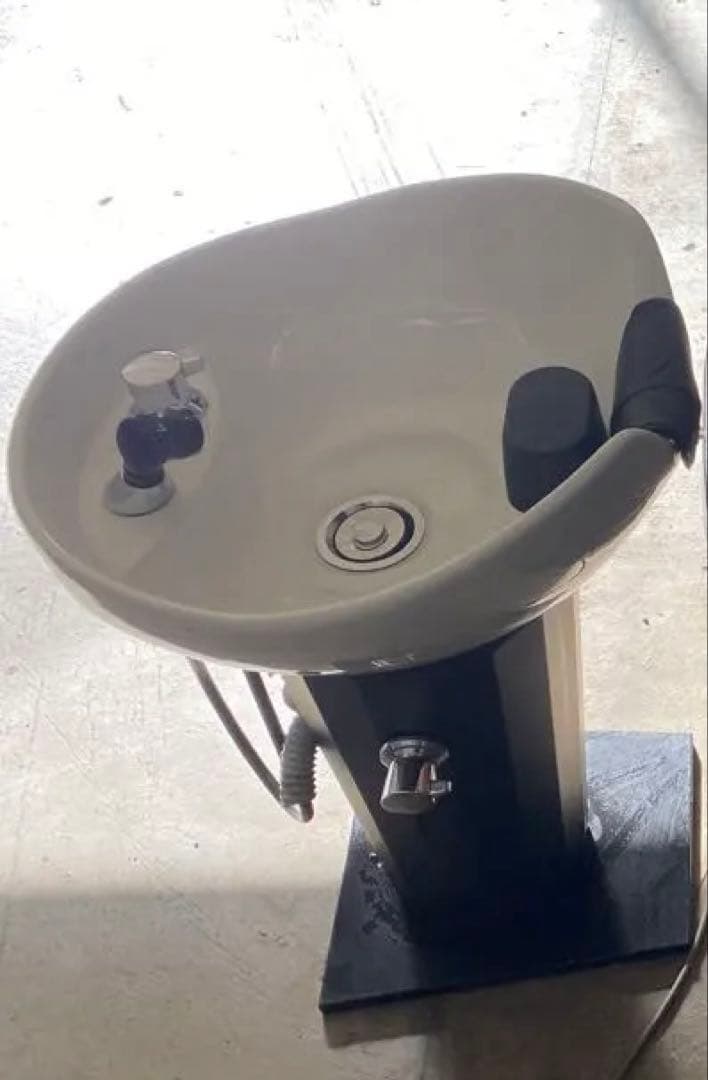 シャンプー台　タカラベルモント　ビューティーガレージ　美容室　フルフラット YUME | シャンプー機器 | 製品情報 | タカラベルモント