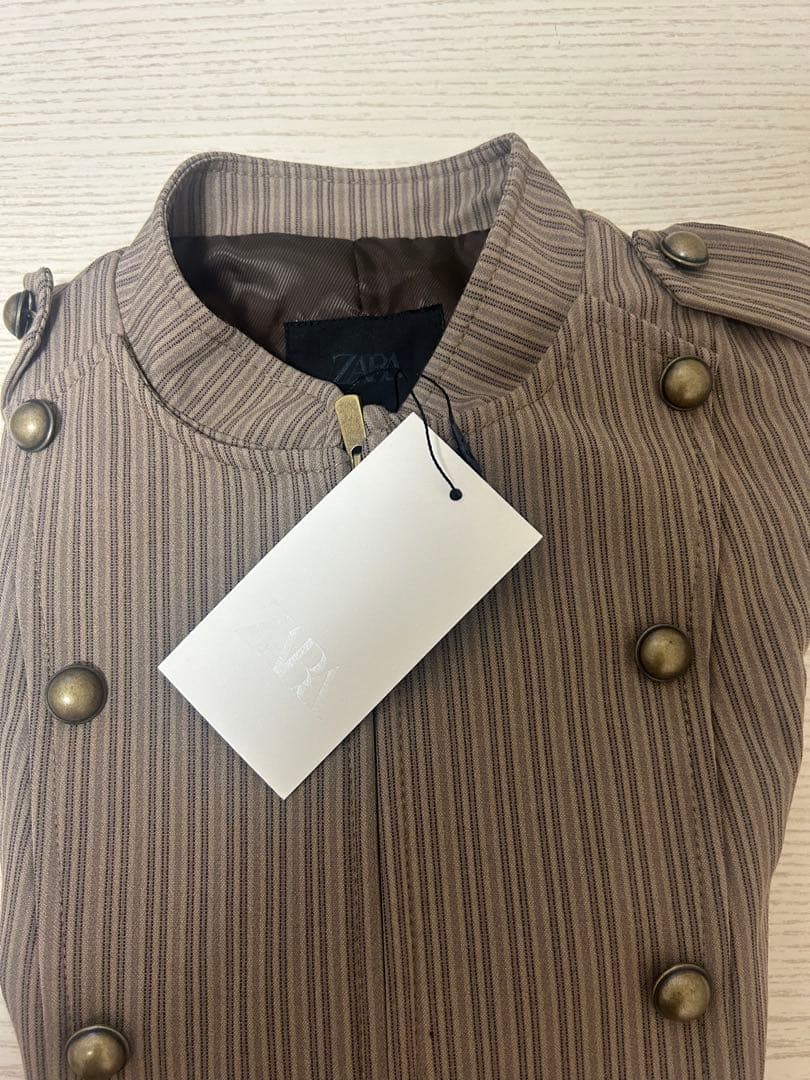 完売品 ZARA ストライプ柄フィットブレザー Sサイズ新品タグ付き